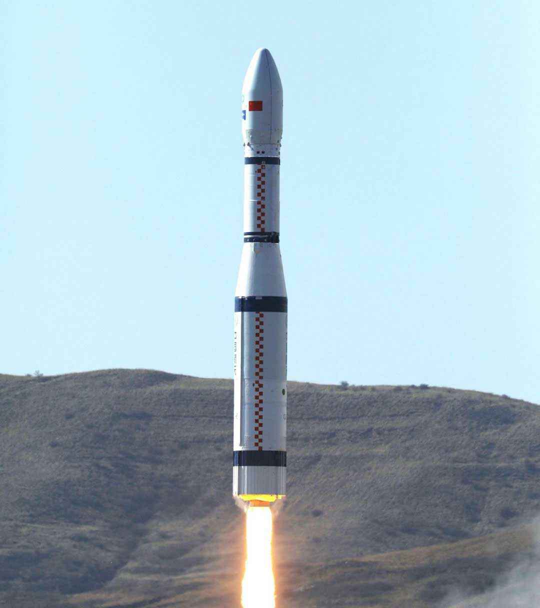 2020年，疫情考验下 开云手机站官方版网站登录入口-开云online(中国)助力首颗空事卫星成功发射！